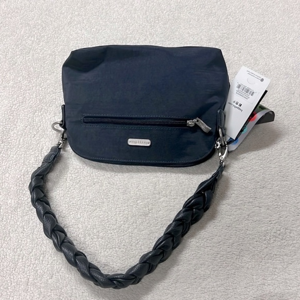 Baggallini Navy Crossbody Bag - Picture 5 of 9